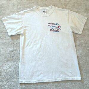 Georgia Red Birds Veterans Womens Size Medium T-Shirt White with Red Cardinal